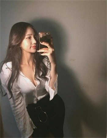老亚瑟和小妲己