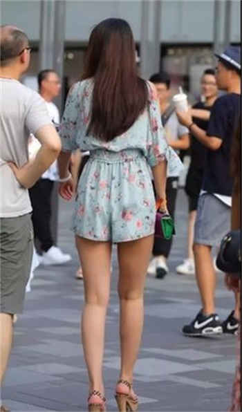 女人用过的护垫分泌物