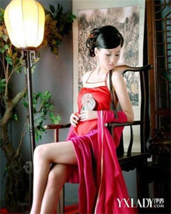 皓月紫樱玉梅的小说