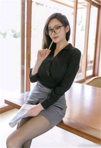 刘亦菲裸浴捏奶照视频