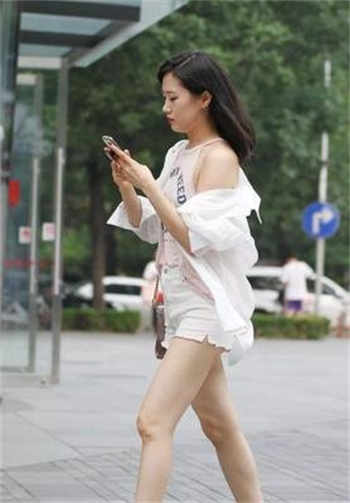 夏日小公园的厕所游戏攻略