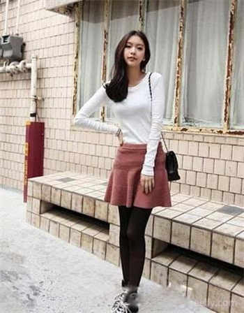 880652的女主叫什么