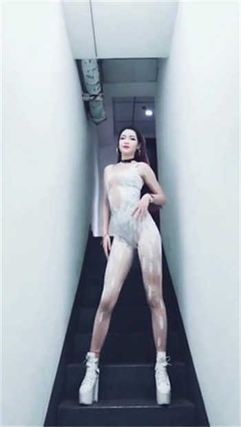 超级碰碰人人在线视频