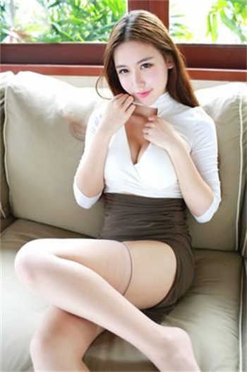 夸男生帅简短的话