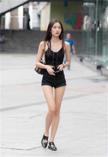 慕少的妻子有点冷