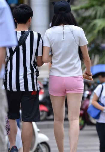 艺术就是boom群群号是什么