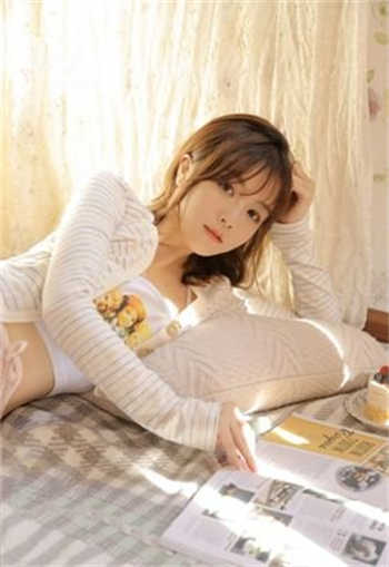 漂亮的小漾妇2中语