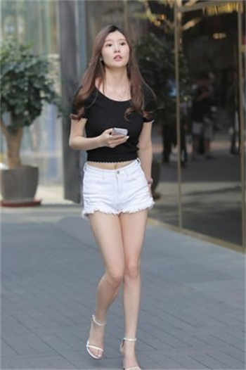 女主叫顾萌萌