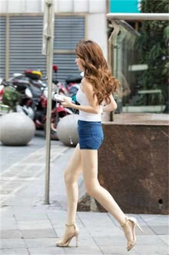 那个小说里女主叫苏卿