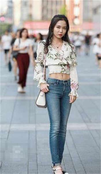异性经常聊天产生感情