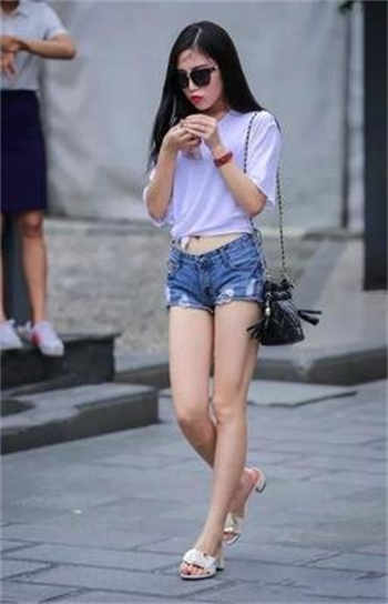 steam绿帽模拟器怎么操作