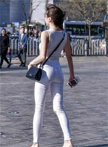 医院姑父与侄女